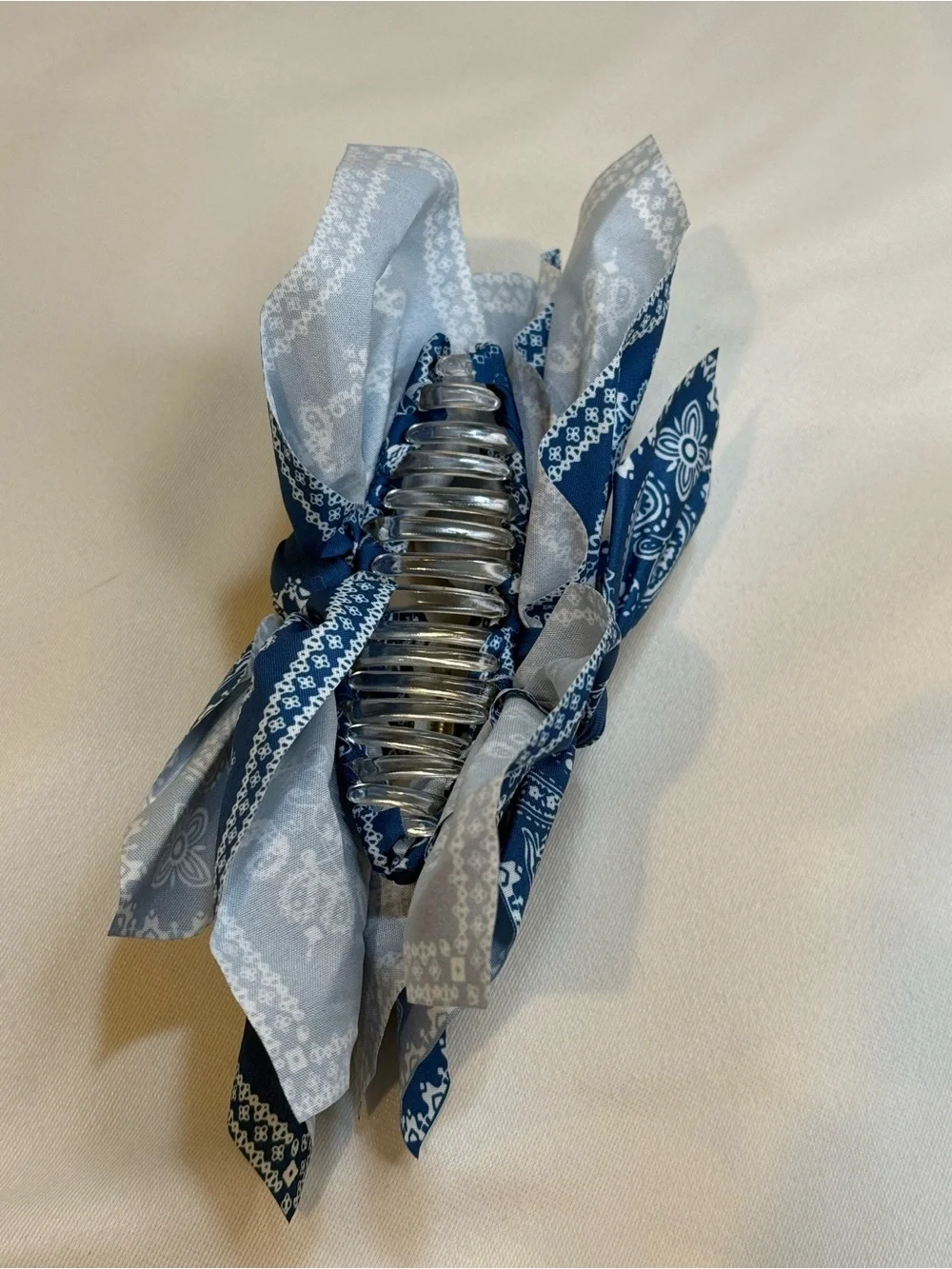 Cornflower Blue Bandana Print Fabric Bow Claw Clip Hair Accessory 4” Boho NWOT